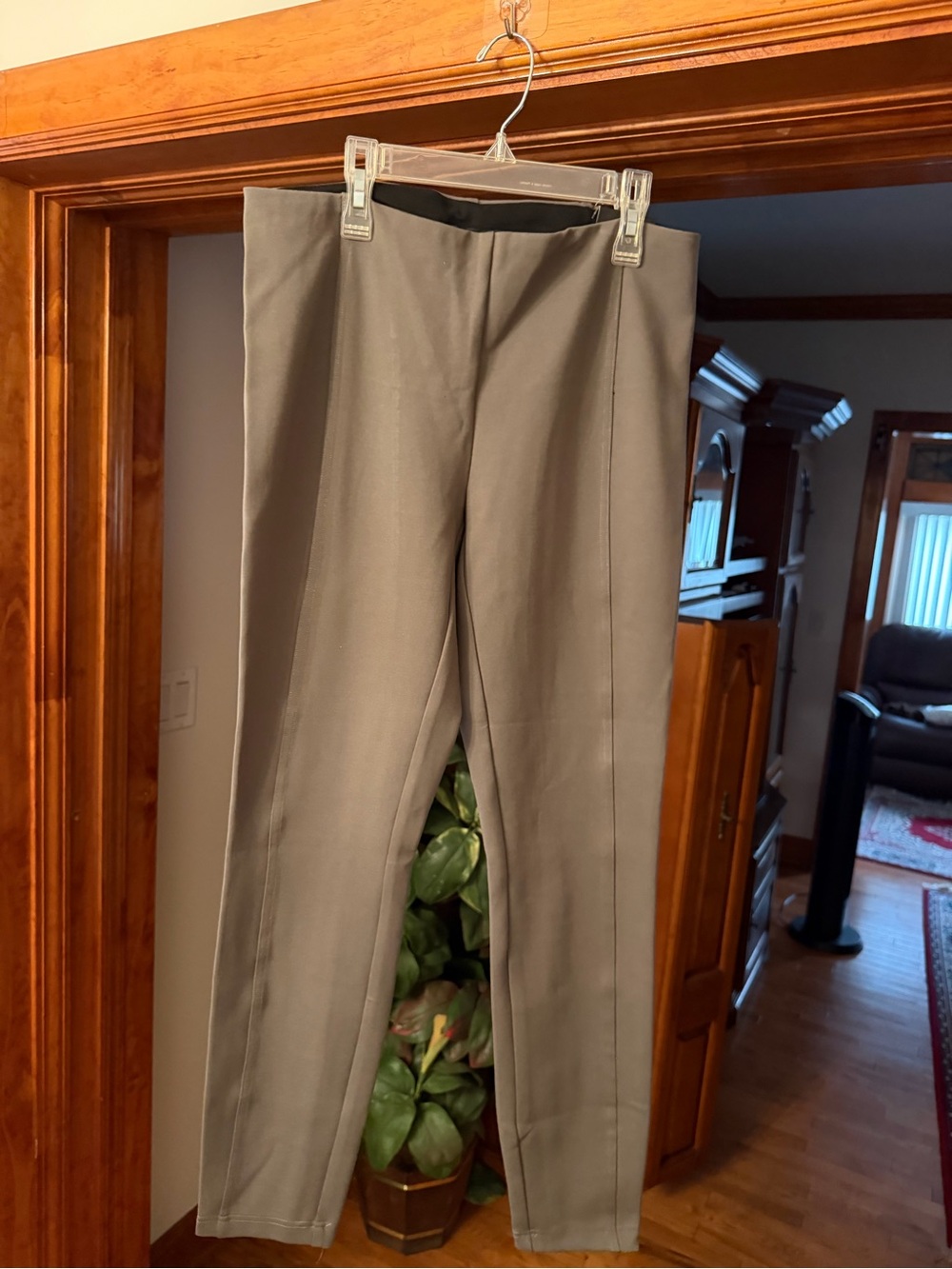NWT Rachel Zoe Taupe Tummy Control Slimming Pants Size 8 - Picture 8 of 17